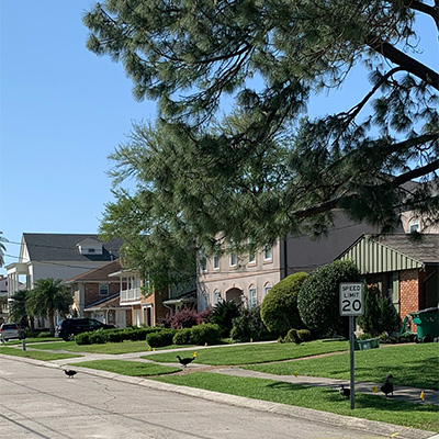 a neighborhood in Metairie, LA. We help all Metairie homeowners sell their house fast for cash.