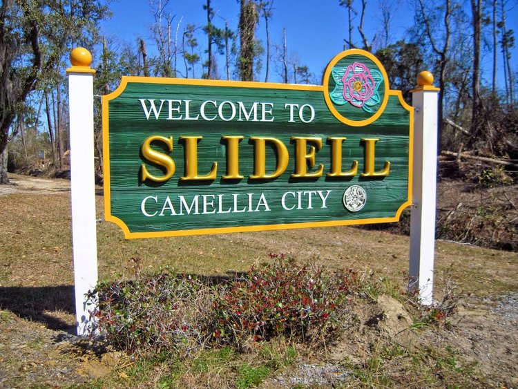Welcome to Slidell - Camellia City sign